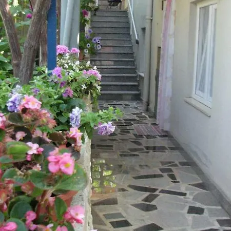 Apartman Dada Apartment *