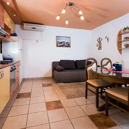 Apartman Dada Apartment