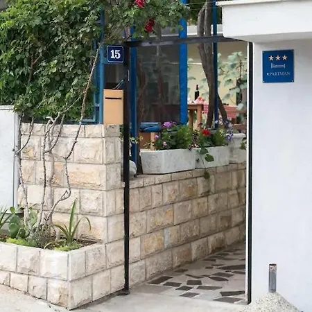 Apartman Dada Apartment